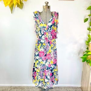 ⚫️ 
XS, M, XL, XXL NWT LC Lauren Conrad loral backless midi dress